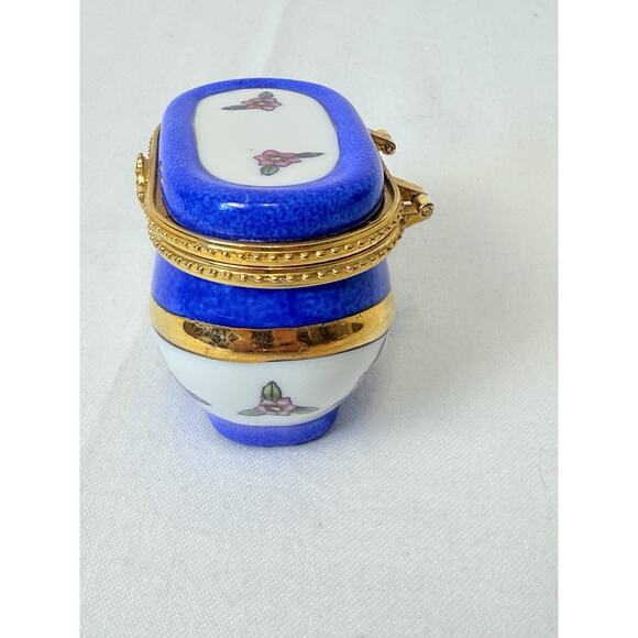Vtg CBK Ceramic Blue And White Whimsical Shoe Trinket Box - Picture 5 of 7